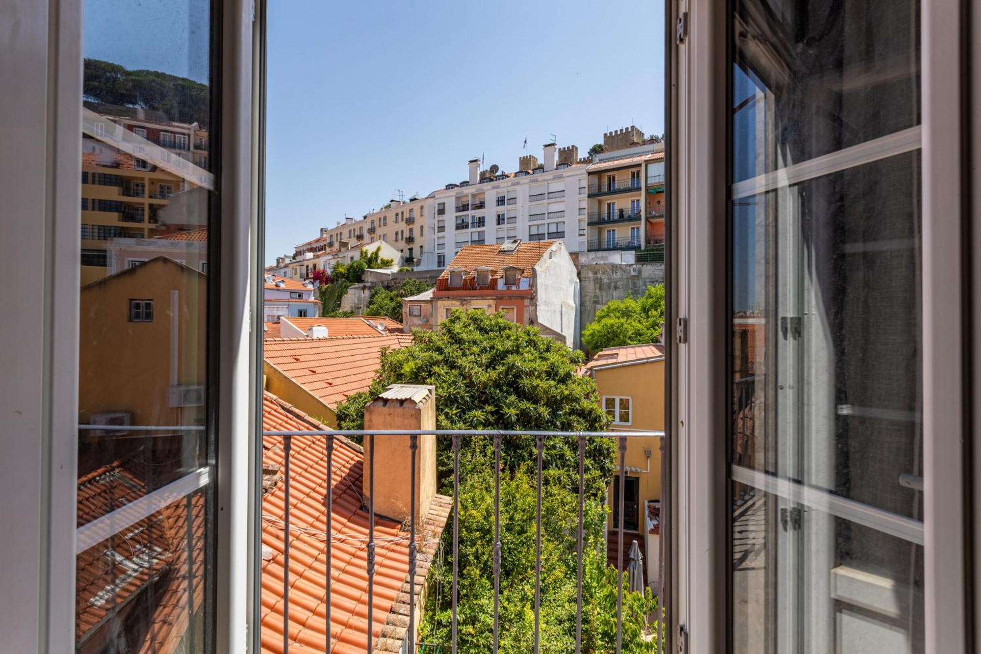 Gralhas Suites Lisbona Esterno foto