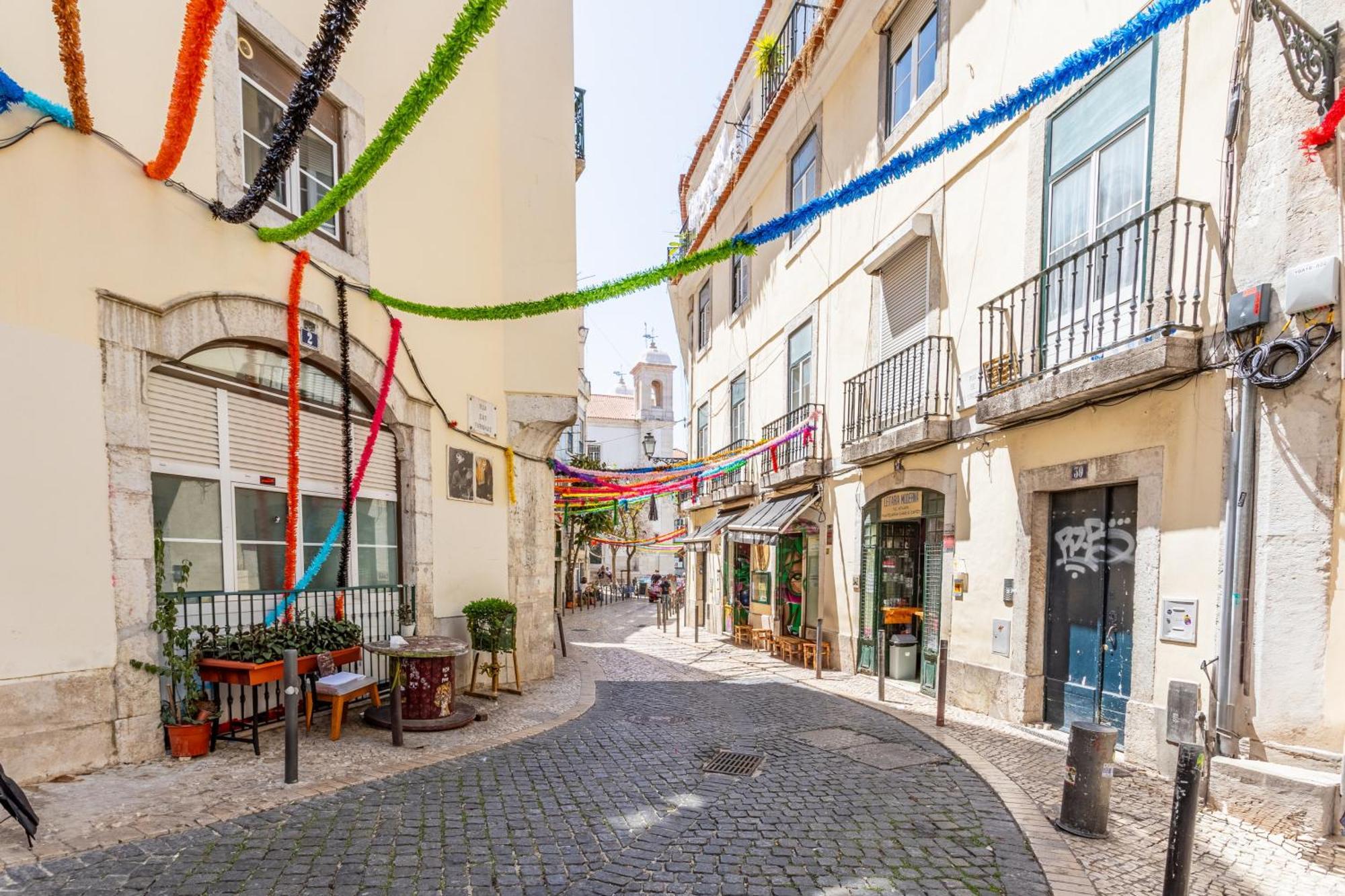 Gralhas Suites Lisbona Esterno foto