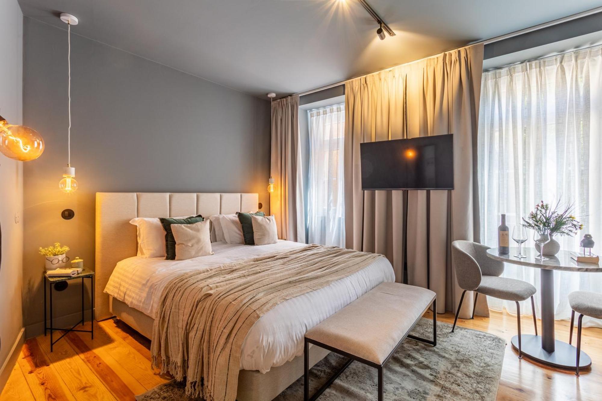 Gralhas Suites Lisbona Esterno foto