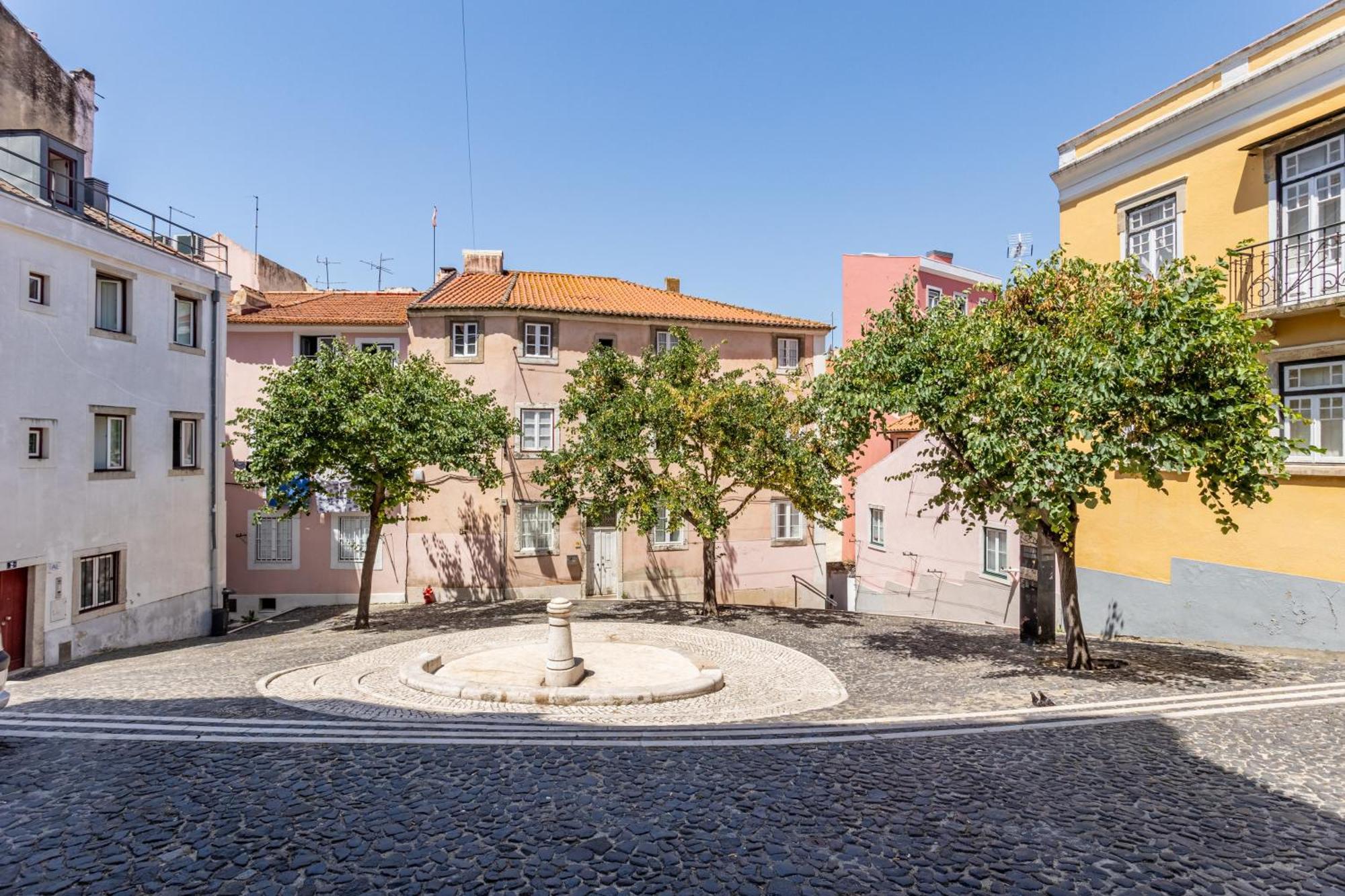 Gralhas Suites Lisbona Esterno foto