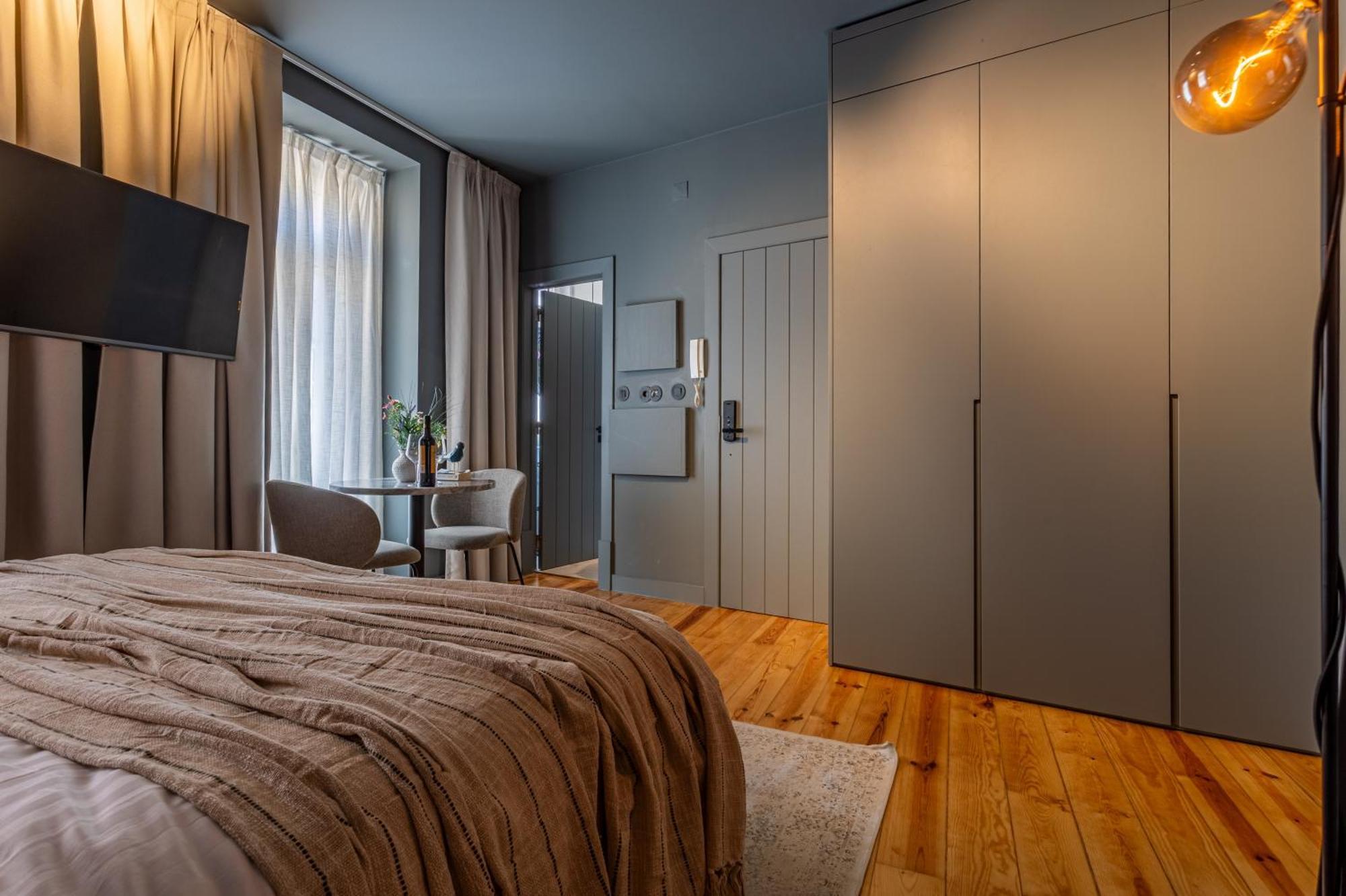 Gralhas Suites Lisbona Esterno foto