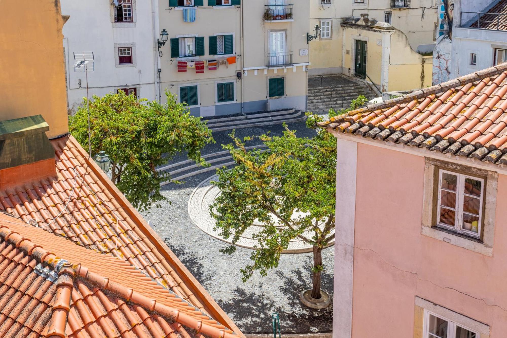 Gralhas Suites Lisbona Esterno foto