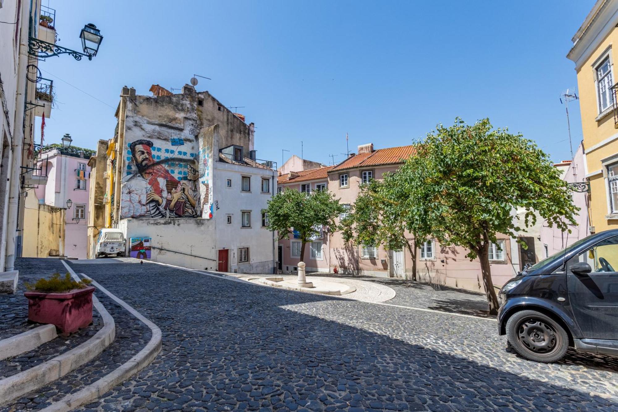 Gralhas Suites Lisbona Esterno foto